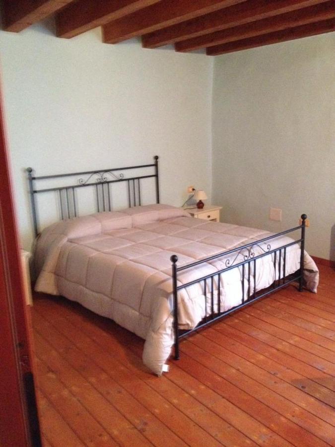 La Casa Del Borgo Bed & Breakfast Ittireddu Luaran gambar