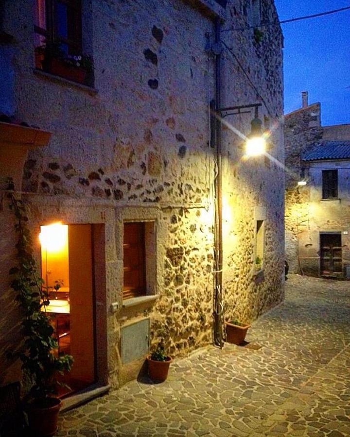 La Casa Del Borgo Bed & Breakfast Ittireddu Luaran gambar